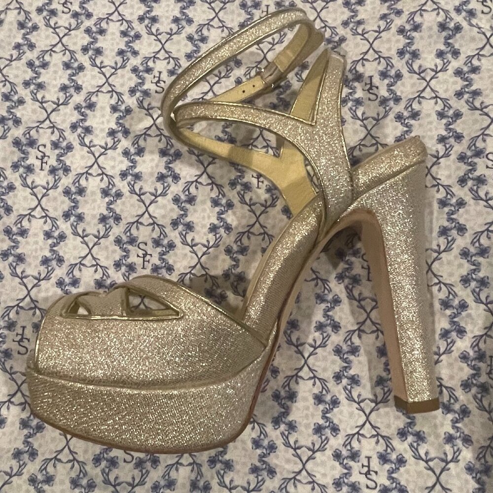 NIB Sarah Flint Perfect Mihaela 120 in sold out champagne lame size 38